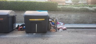 Contenedor desbordado en Vicálvaro